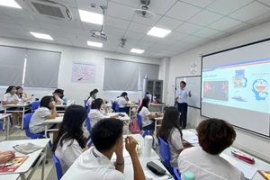 Giờ học của thầy và trò tại Phenikaa School.