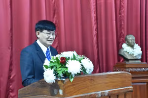 Bộ trưởng Bộ Giáo dục và Thể thao Lào phát biểu tại Diễn đàn nâng cao chất lượng đào tạo trong hợp tác giáo dục Việt Nam - Lào.