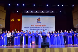 Ban Chấp hành Đoàn trường Trường Đại học Sư phạm nhiệm kì 2022 - 2024.