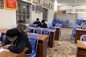 Xử lý vi phạm hành chính với các công nhân không thực hiện nghiêm quy định phòng, chống dịch