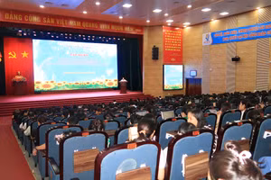 Buổi tập huấn với sự tham gia của cán bộ, giáo viên các trường THCS trong toàn huyện An Dương.