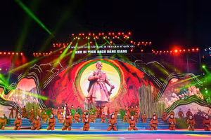 Chương trình nghệ thuật "Hào khí Bạch Đằng Giang" .