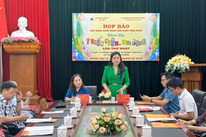 Sáng 6/5, tại Sở VH&TT Hải Phòng diễn ra cuộc họp báo thông tin về Liên hoan Nghệ thuật Sân khấu toàn quốc dành cho thiếu niên, nhi đồng.