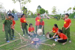 Trường phổ thông nhiều cấp Hai Bà Trưng - nơi cha mẹ an tâm gửi gắm tương lai con, nơi mọi học sinh được học tập trong sự vui vẻ, văn minh và sáng tạo