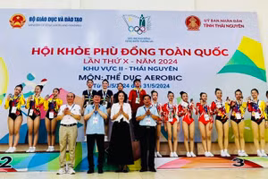 Đoàn vận động viên Aerobic Hải Phòng tại Hội khoẻ Phù Đổng toàn quốc- khu vực II.