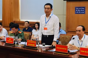 Ông Bùi Văn Kiệm-Giám đốc Sở GD&ĐT Hải Phòng phát biểu tại buổi làm việc với Đoàn Công tác của Bộ GD&ĐT về công tác thi tốt nghiệp THPT năm 2023.