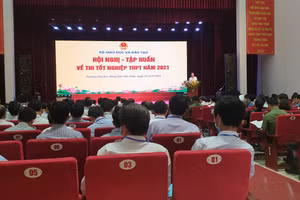 Hội nghị tập huấn về thi tốt nghiệp THPT năm 2021 được diễn ra từ ngày 12-13/4 tại Trường Đại học Hàng hải Việt Nam.