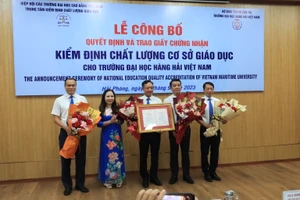 Trường Đại học Hàng hải Việt Nam nhận Giấy chứng nhận Kiểm định chất lượng cơ sở giáo dục.