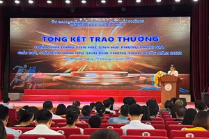 Quang cảnh Lễ trao thưởng.