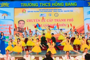 Chuyên đề Đội cấp thành phố của 3 liên đội: Trường THCS Hồng Bàng, THCS Trần Văn Ơn, THCS Nguyễn Trãi thành công rực rỡ.