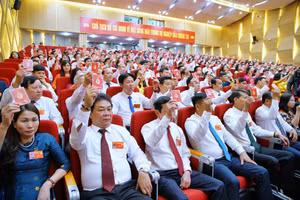 Quang cảnh phiên trù bị Đại hội