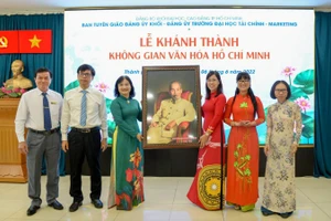 Đảng uỷ Trường Đại học Tài chính – Marketing(UFM) vừa ra mắt Không gian văn hóa Hồ Chí Minh tại trường