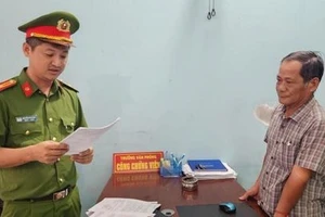 Bắt Trưởng Văn phòng công chứng An Biên ở Kiên Giang