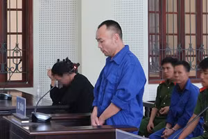 Bị cáo Nguyễn Tiến Dũng tại phiên tòa. 