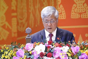 Ông Đỗ Văn Chiến, Ủy viên Trung ương Đảng, Bộ trưởng, Chủ nhiệm Ủy ban Dân tộc tham luận tại Đại hội Đảng toàn quốc lần thứ XIII, chiều 27/1.