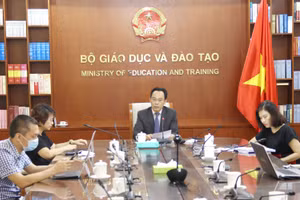 Thứ trưởng Hoàng Minh Sơn phát biểu tại hội thảo.