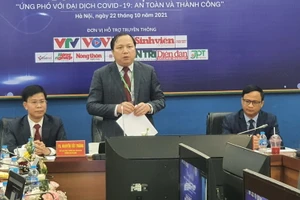 TS Vũ Ngọc Huyên – Phó Giám đốc Học viện Nông nghiệp Việt Nam phát biểu tại buổi lễ