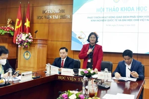 Hội thảo diễn ra theo hình thức trực tiếp kết hợp trực tuyến