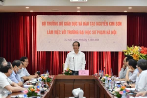 Toàn cảnh buổi làm việc