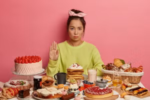 Có phải càng ăn càng ít sống càng lâu? Chuyên gia nói sự thật