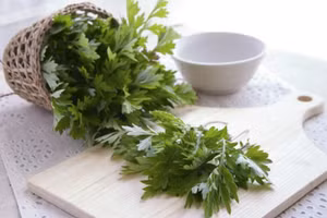 Rất nguy hiểm nếu những người này dùng ngải cứu không đúng cách