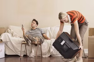 5 nét tướng 'bóc mẽ' người đàn ông ham chơi, biếng làm