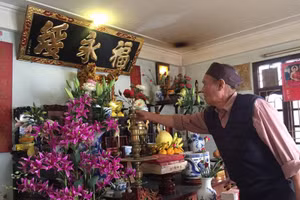 5 loại nước nên dùng để lau bàn thờ đón năm mới phúc lộc dồi dào