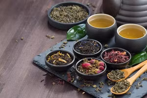 Nước lọc và trà, loại nào nên uống hàng ngày để khỏe mạnh, chống lão hóa tốt?