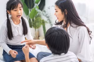 Không có một hình thức kỷ luật nào phù hợp với tất cả trẻ em hoặc tất cả các gia đình và trong mọi tình huống. (Ảnh: ITN).