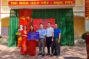 Lễ bàn giao các hạng mục phụ trợ trường Tiểu học Đỗ Sơn.