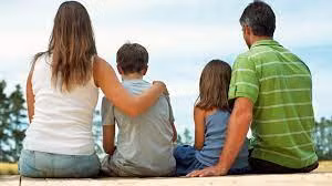 Trẻ em thường xuyên là nạn nhân của lạm dụng tình dục. (Ảnh: ITN).