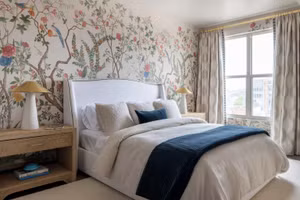 Phòng ngủ là một trong những phòng dễ làm mới nhất.