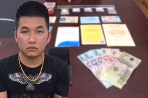 Đối tượng Vũ Văn Sang cùng tang vật của vụ án. Ảnh: Công an Quảng Ninh.