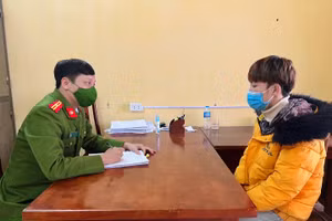 Hoàng Thanh Bình làm việc với cơ quan chức năng.