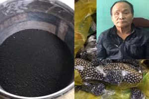 Vi Văn Nhơ và tang vật của vụ việc. Ảnh: Công an Thanh Hóa.