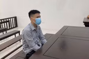 Bị cáo Nguyễn Văn Tùng tại phiên toà xét xử.