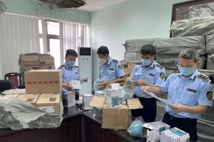 Hà Nội: Hàng trăm nghìn sản phẩm, thiết bị y tế vi phạm 