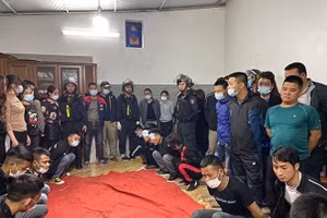 Bắt giữ hàng chục đối tượng đánh bạc bằng hình thức xóc đĩa