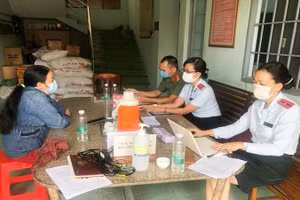 Cơ quan chức năng làm việc với bà D.T.H.