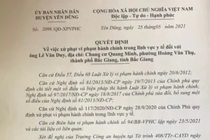 Dán chữ “đoàn từ thiện…” lên xe để trốn khai báo y tế, nam thanh niên bị xử phạt