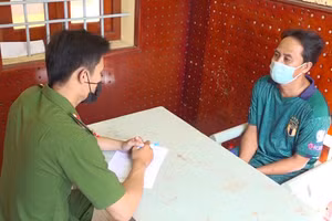 Đối tượng Trương Văn Gõ tại cơ quan chức năng. Ảnh: Công an An Giang.