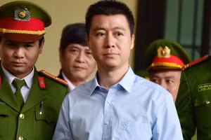 Hàng loạt lãnh đạo Tòa án tỉnh Quảng Ninh bị kỷ luật liên quan đến việc giảm án tù cho Phan Sào Nam.