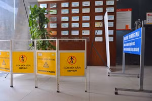 Nhân chứng kể lại lúc sàn chung cư Meco Complex bị thủng khiến 2 người bị thương