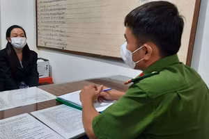 Đối tượng Trần Lệ Tuyết bị bắt sau 25 năm trốn truy nã.