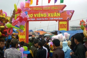 Dừng tổ chức chợ Viềng 2021