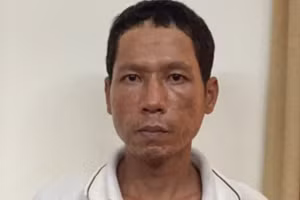 Đối tượng Nguyễn Phước Đạt tại cơ quan chức năng. Ảnh: Công an Phú Yên.