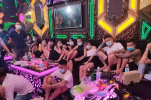 Phú Thọ: 30 nam nữ thanh niên tụ tập sử dụng ma túy tại quán karaoke