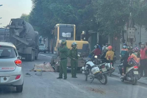 Hiện trường vụ tai nạn giao thông khiến 2 học sinh thương vong.