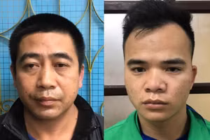 Bế Trung Kiên và Mông Văn Vui tại cơ quan chức năng. Ảnh: Công an Lạng Sơn.