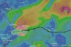 Vị trí và đường đi của bão số 10.